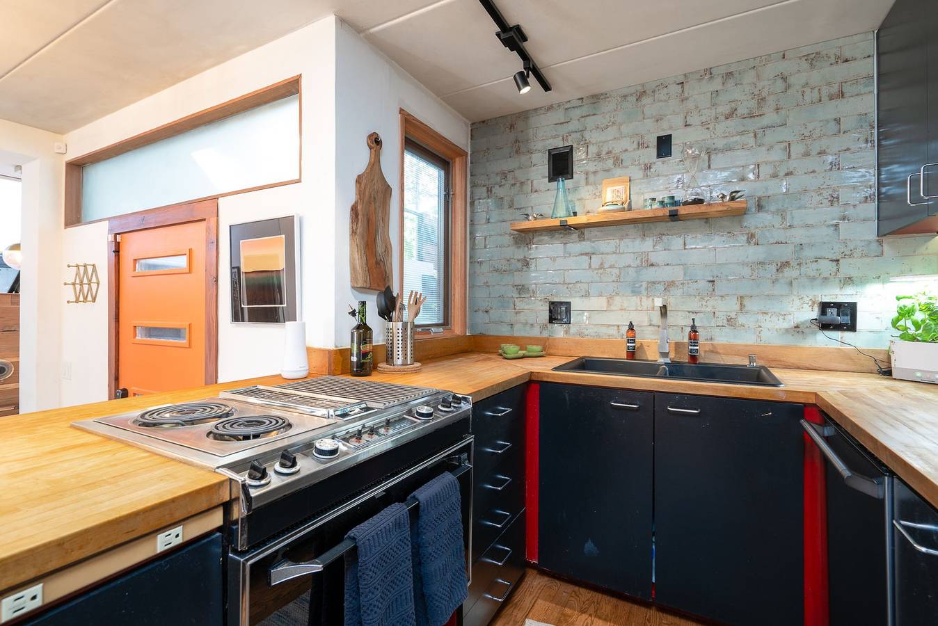Dove's Nest - Earth Home in Minneapolis, Twin Cities