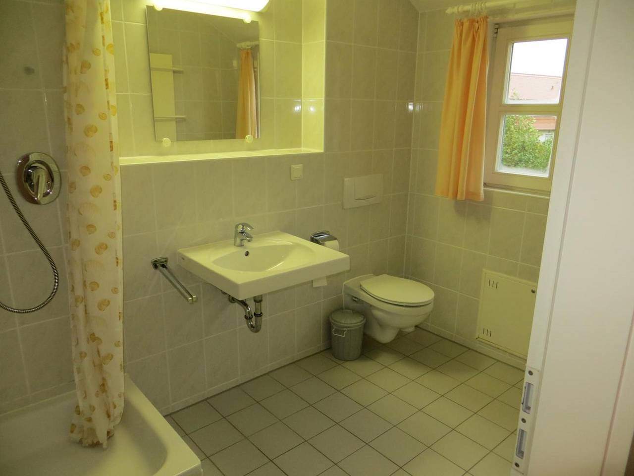 Hel lejlighed, Apartment 'Bernsteinnixe' with Wi-Fi in Kreptitz, Dranske