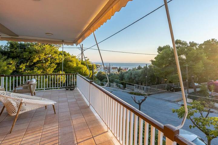 Location de vacances pour 6 personnes, avec jardin et vue dans Saronida - 3