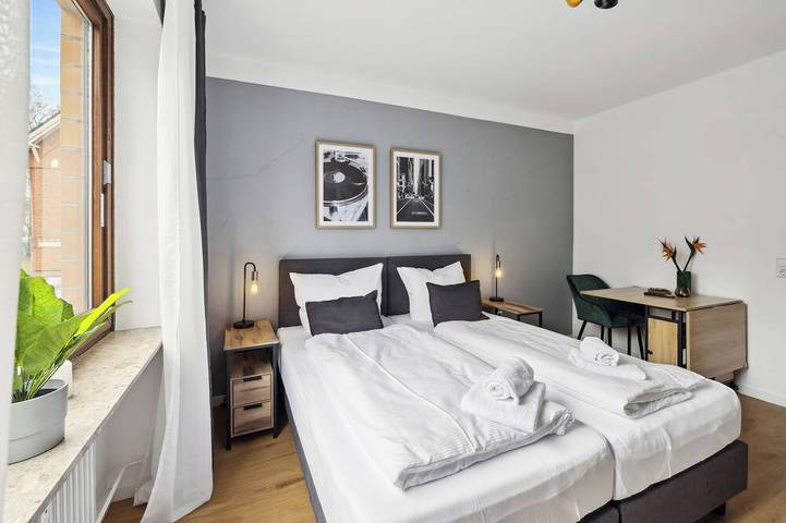 Entire apartment, Renovated I central I 3-room apartment | 5 beds | vacation apartment I balcony & elevator in Bad Bevensen, Landkreis Uelzen
