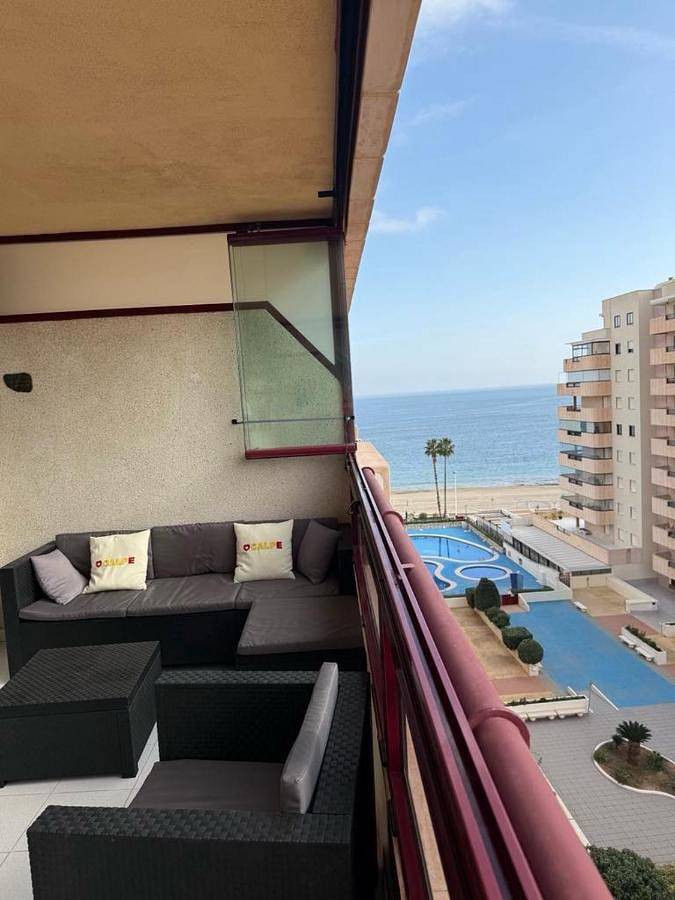 Appart’hôtel pour 4 personnes, avec vue et jardin ainsi que vue sur le lac et piscine