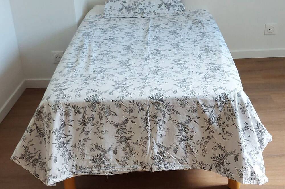 Maison individuelle calme avec grand jardin  à 10mn des halles de Milly La Forêt in Milly-la-Forêt, Parc naturel régional du Gâtinais français