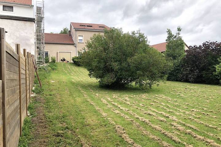 Location de vacances pour 3 personnes, avec jardin dans Parey-sous-Montfort