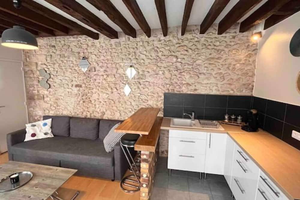 Entire apartment, Duplex Cosy Myfontainebleau Hyper Centre in Fontainebleau, Seine-et-Marne