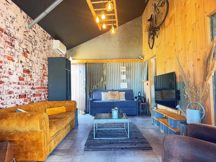 Gîte pour 4 personnes, avec balcon et vue dans Plage des Roches Noires - 3