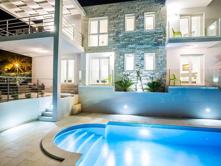 Villa pour 12 personnes, avec terrasse à Bol - 2