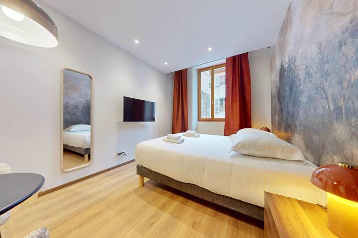 Gîte pour 2 personnes dans Office De Tourisme Lac D Annecy Rive Plein Soleil - 4