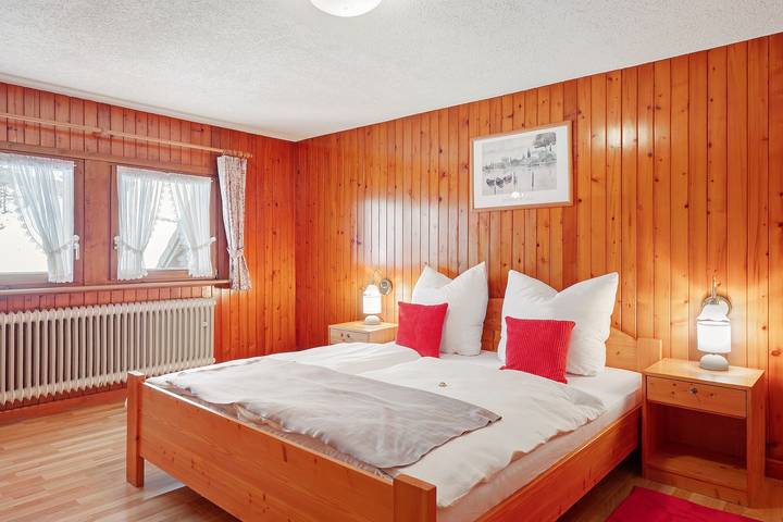 Rom for 3 personer, med hage i Schwarzwald