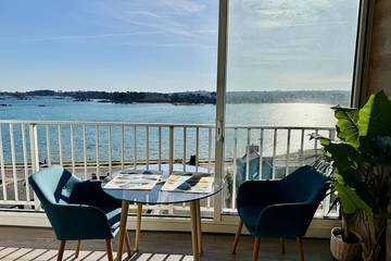 Gîte pour 2 personnes, avec terrasse dans Office De Tourisme De Tregastel
