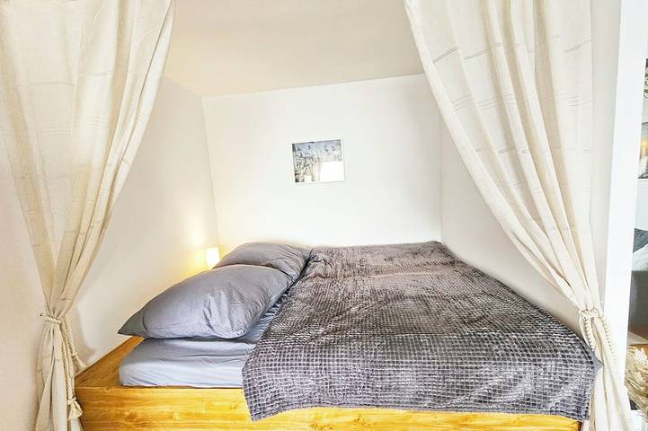 Ferienwohnung für 4 Personen, mit Balkon, mit Haustier in Mardorf - 2