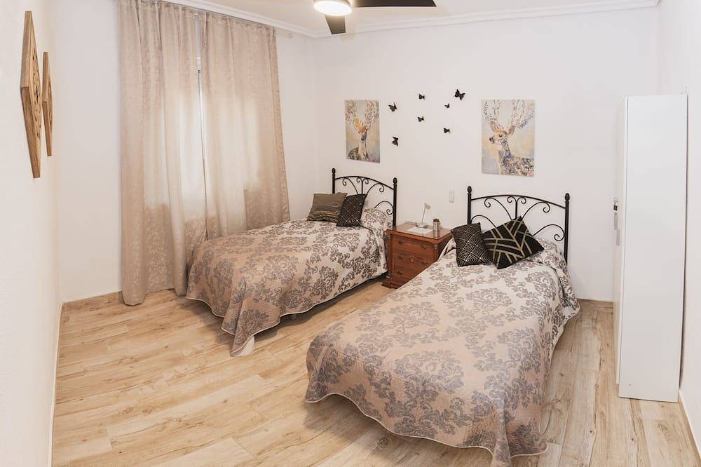 Apartment very central and very well connected. in Albacete, Albacete Province