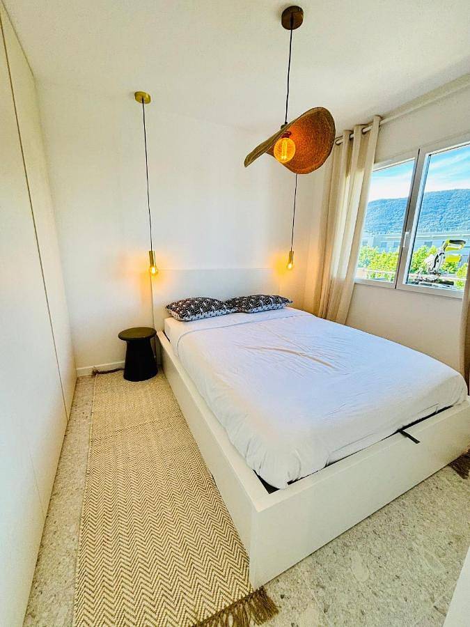 Gîte pour 4 personnes, avec vue et balcon dans Office De Tourisme Cavalaire - 4