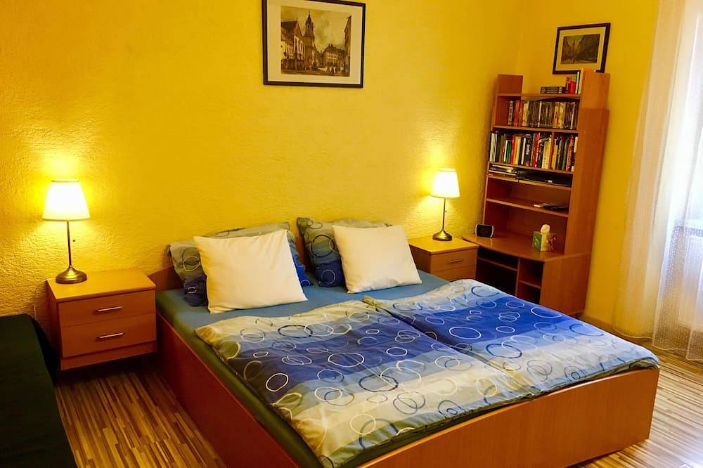 Ganze Wohnung, Großes Safe Apt Blue im Herzen der Altstadt Bratislava - Wifi + Ac! Buchen Sie jetzt! in Bratislava, Bratislava und Umgebung