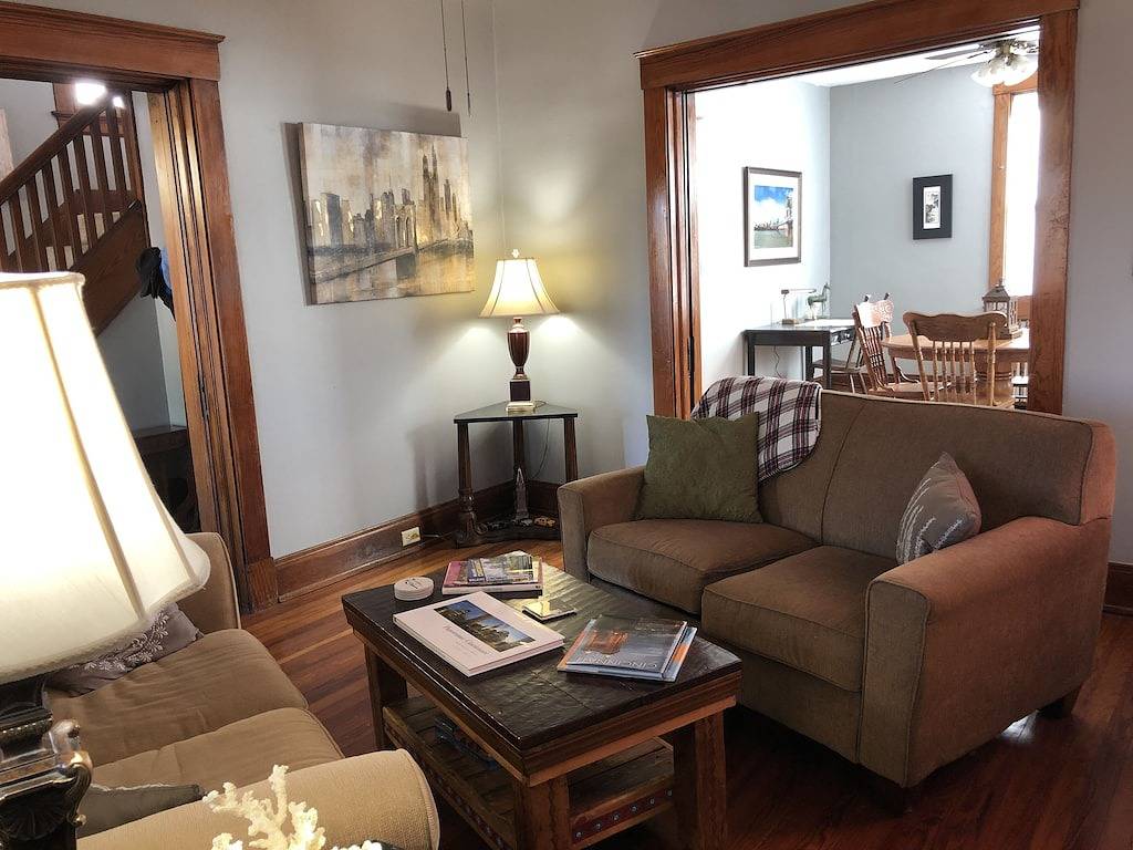 Vintage Oakley Home in Cincinnati, Hamilton County (OH)