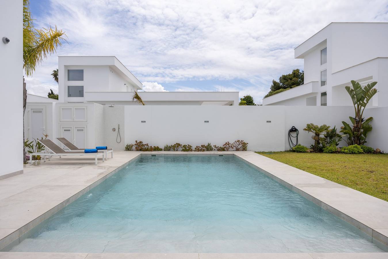 Villa 'Miami' con vistas al lago, Wi-Fi y aire acondicionado in Sancti Petri, Chiclana de la Frontera