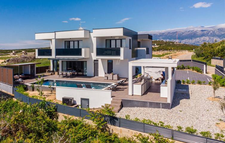 Ferienhaus für 10 Personen, mit Sauna und Terrasse sowie Pool in Novalja - 2