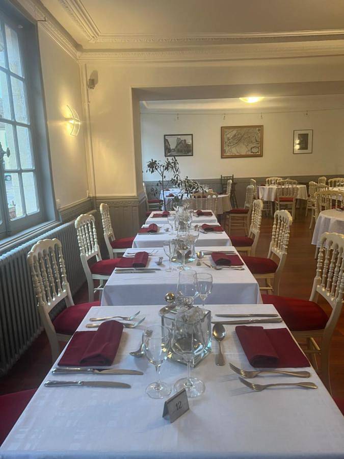 Hôtel pour 2 personnes, avec jardin et vue, animaux acceptés à Donzy - 2