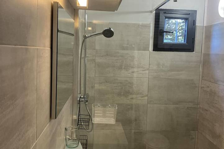 Location de vacances pour 4 personnes, avec jardin à Roquefort-les-Pins - 4