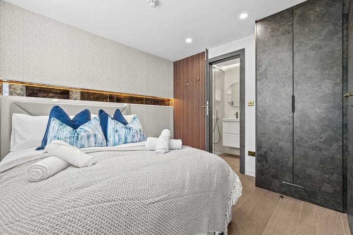 Apartamento entero, Kingpost Parade, 3-Bed Serviced Apartment, Guildford in Guildford, Surrey