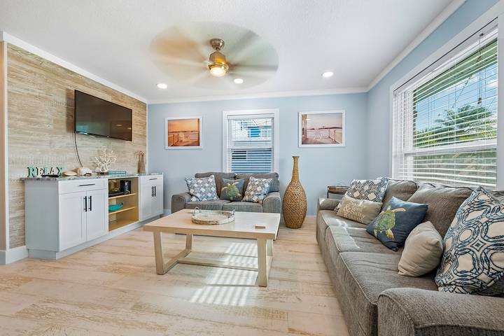 Vacation house for 6 people, with balcony - 1