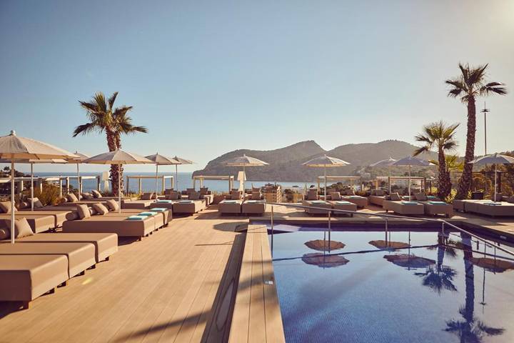 Location de vacances pour 2 personnes, avec piscine et vue ainsi que jardin et sauna dans Camp de Mar - 2