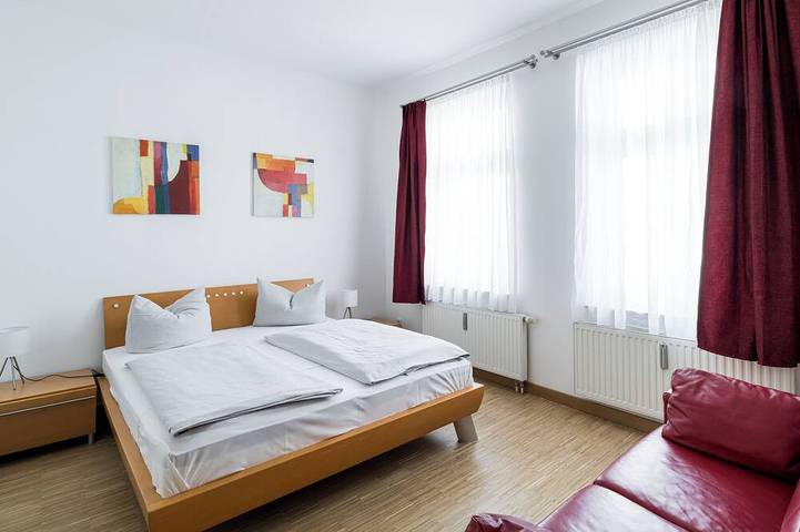 Ferienwohnung für 8 Personen, mit Balkon und Terrasse sowie Garten und Sauna in Kühlungsborn - 3