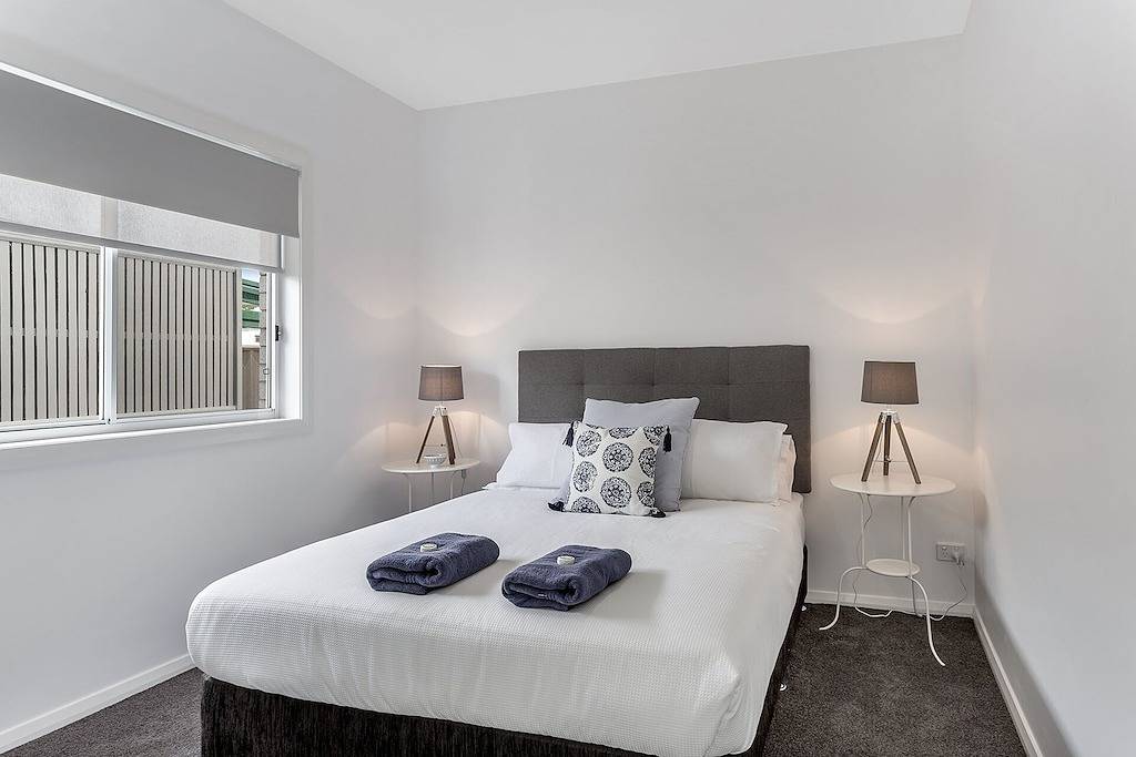 New Bright Modern Family Villa, in der Nähe von Beach Dogs ebenfalls willkommen. Kostenloses Wifi + Netflix in Fingal Bay, Hunter Valley