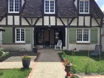 Gîte pour 6 personnes, avec jardin et terrasse, animaux acceptés à Nançay