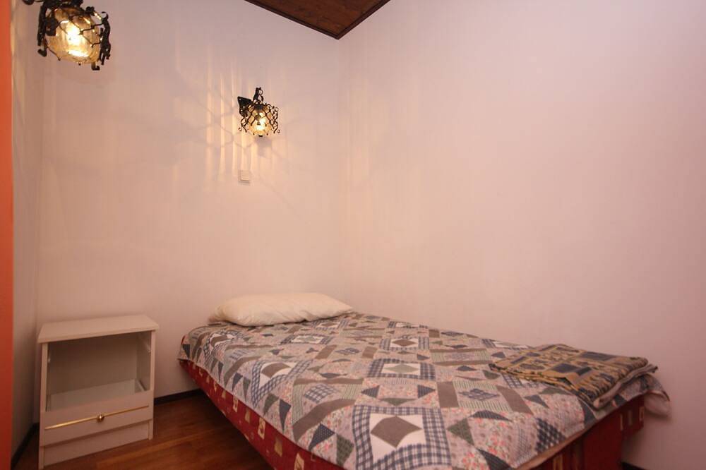 Ganze Wohnung, 3-Zimmer-Ferienwohnung mit Klima Kukljica, Ugljan (A-8210-a) in Kukljica, Insel Ugljan