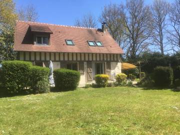 Gîte pour 6 personnes, avec jardin à Saint-Arnoult
