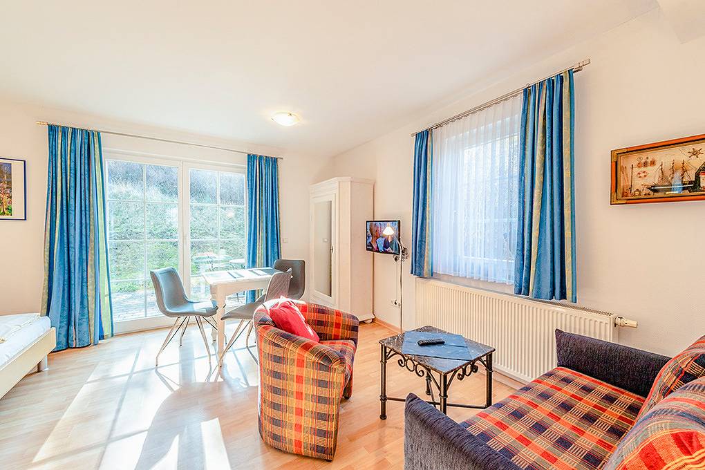 Apartamento vacacional entero, Haus Kranich, Fewo 2.2 in Middelhagen, Mönchgut