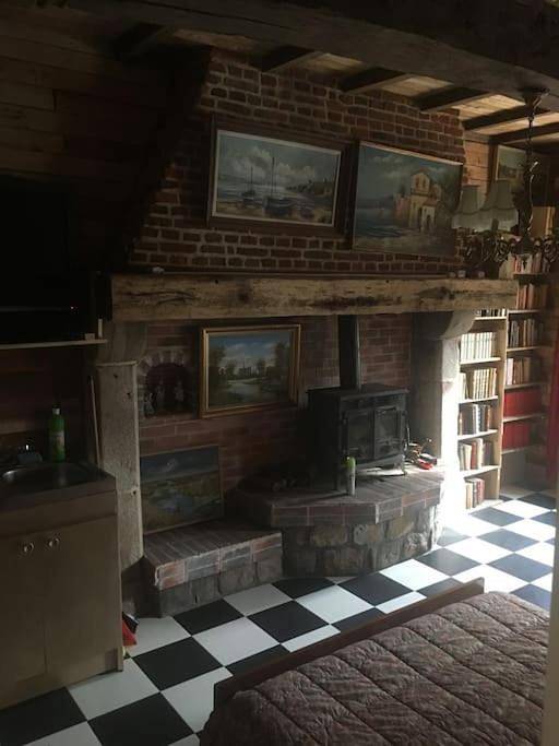 Appartement entier, Studio Cheminée Normande in Crasville-la-Mallet, Région de Dieppe