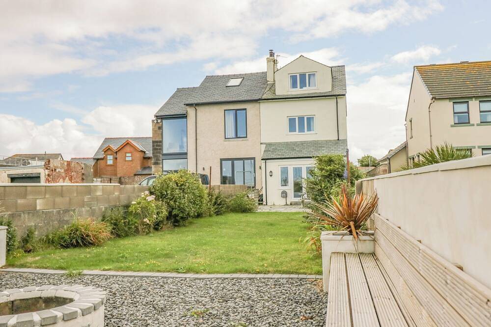 Cottage for 6 People in Barrow-in-Furness, Cumbria