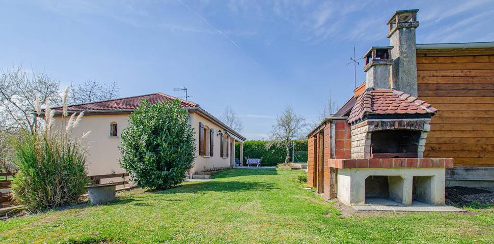 Gîte pour 6 personnes, avec Terrasse et Jardin
