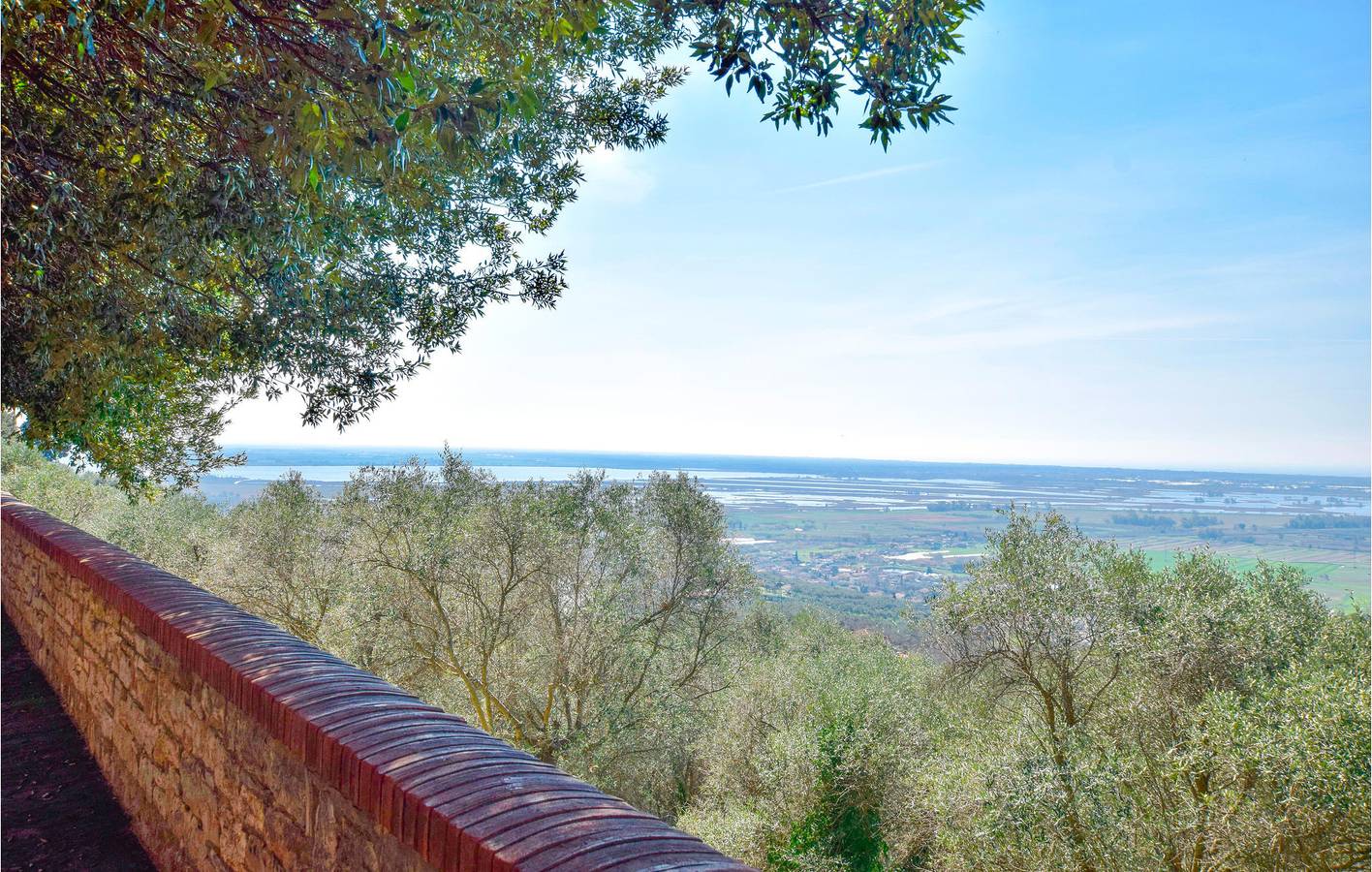 Gartenwohnung in der Nähe von Massarosa: Schlafplätze 3-4 in Massarosa, Italienische Riviera