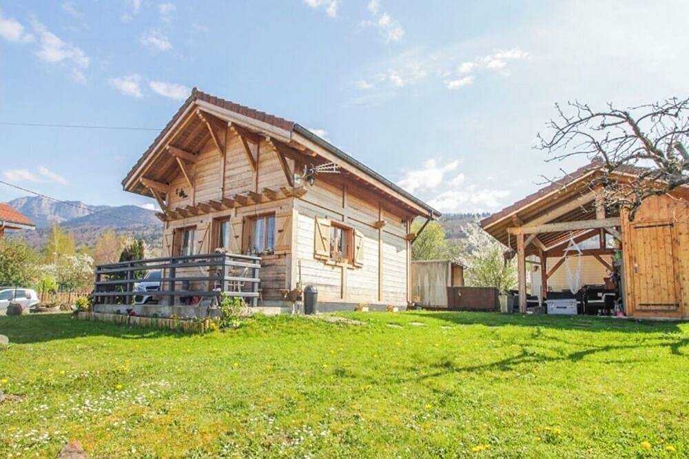 Fantastic Petit chalet in Maxilly-sur-Léman with cozy charm in Maxilly-sur-Léman, Thonon-les-Bains und Umgebung