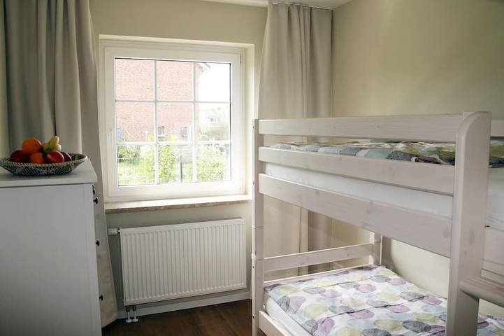 Ganze Wohnung, Topsanierte Ferienwohnung mit Sauna, Terrasse u. Garten in Büsum, Kreis Dithmarschen