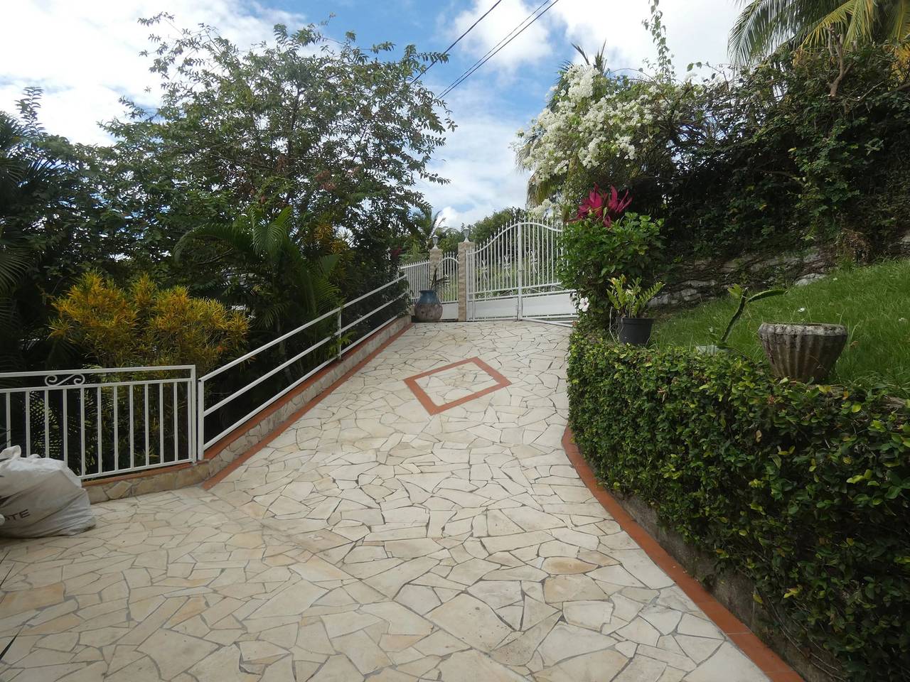 Apartamento entero, Apartamento moderno en Fort-de-France 70 m² - Jardín privado in Martinica