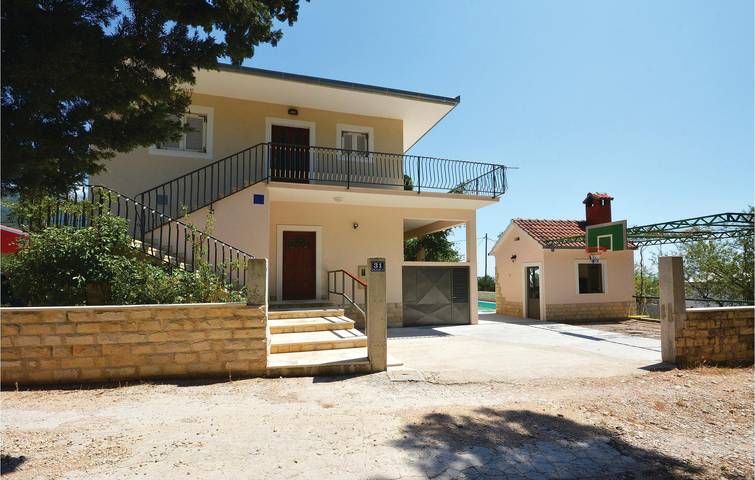 Ferienhaus für 9 Personen, mit Terrasse in Kaštela - 2