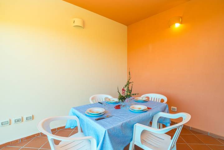 Gîte pour 4 personnes, avec jardin à Porto Ottiolu - 4