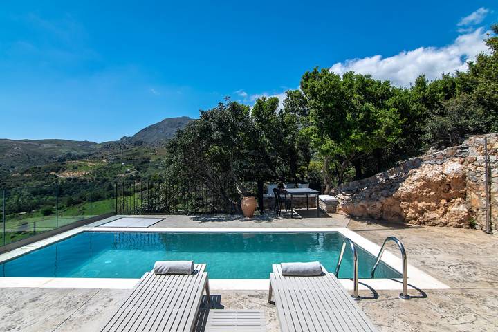 Metatulia 2 in Rethymno und Umgebung