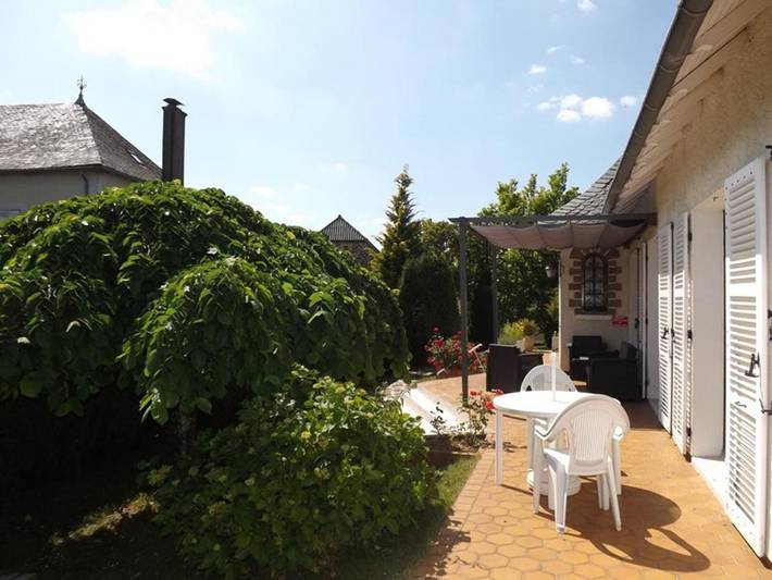 Location de vacances pour 5 personnes, avec jardin à Pleaux - 4