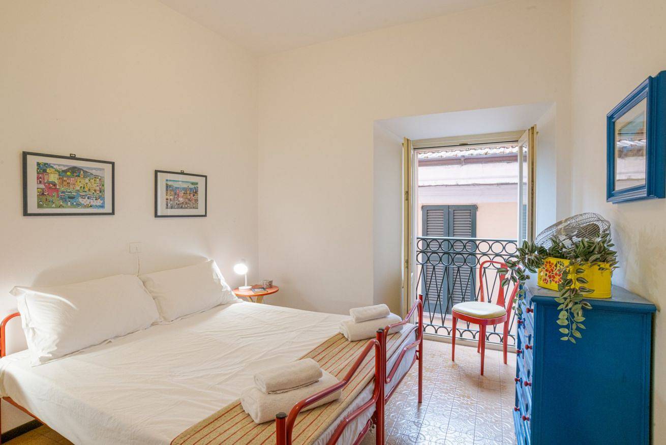 Apartamento entero, Apartamento de vacaciones para 6 personas con vistas al lago in Dongo, Lago de Como