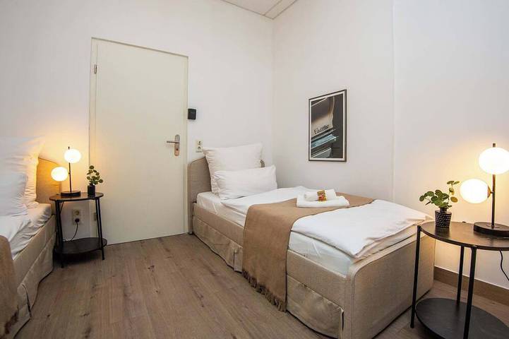 Ferienhaus für 20 Personen, mit Whirlpool und Sauna in Höhr-Grenzhausen - 2