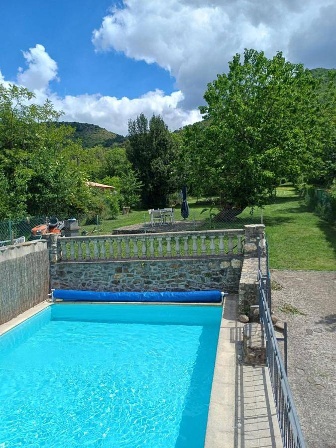 Gîte pour 7 personnes, avec jardin ainsi que piscine et vue, animaux acceptés à Gagnières - 3