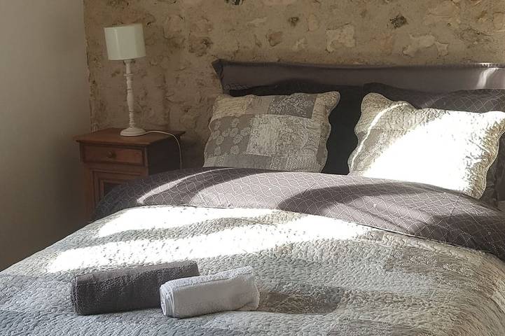 Location de vacances pour 5 personnes, avec piscine et jardin à Fossemagne - 4