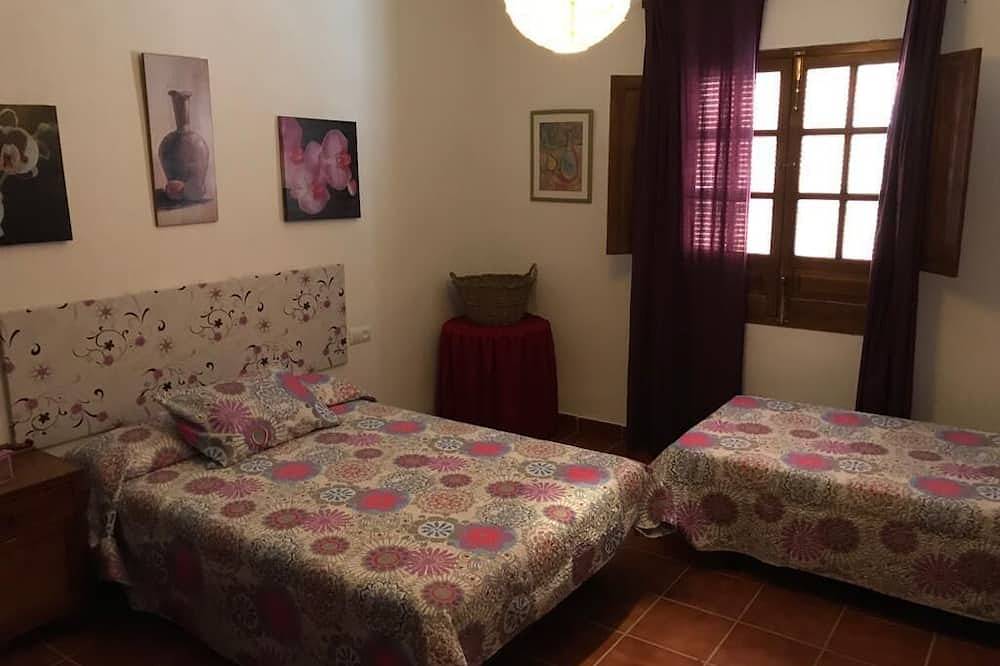 Rural accommodation rental in Valdelvira in La Puebla de los Infantes, Sevilla Province