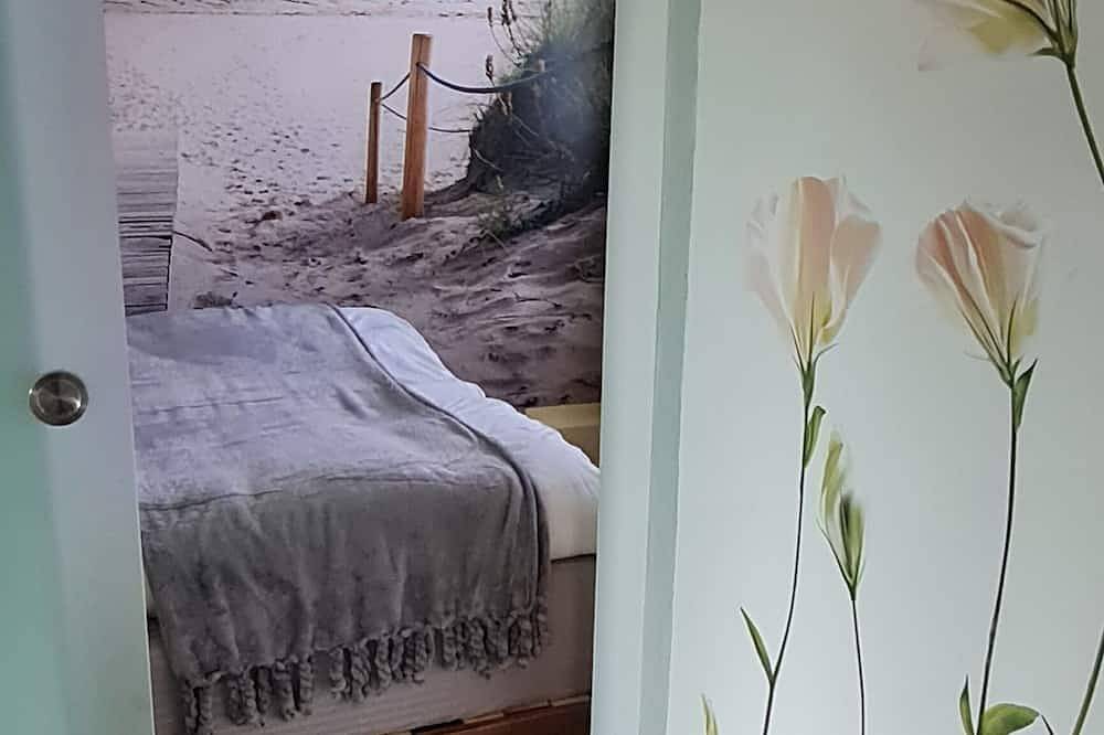 \"Strandvergnügen 2\", 100 m zum Traumstrand, ganzer Terrassen-Bungalow mit Parken in Müritzer Wiesen, Graal-Müritz