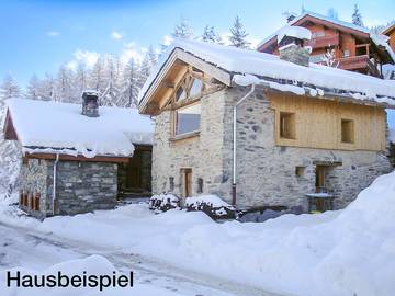 Gîte pour 4 personnes, avec vue et terrasse à Mollens