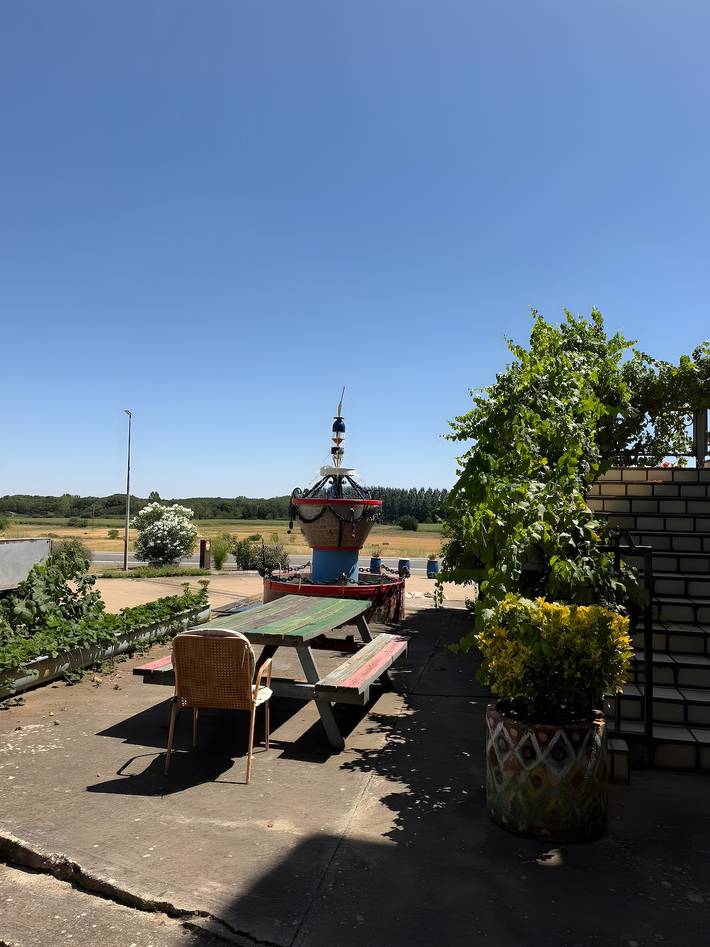 Ganze Wohnung, Ferienhaus 'Monumento al Camionero' mit Blick auf das Tal des Río Tera in Santibáñez de Tera, Zamora Provinz